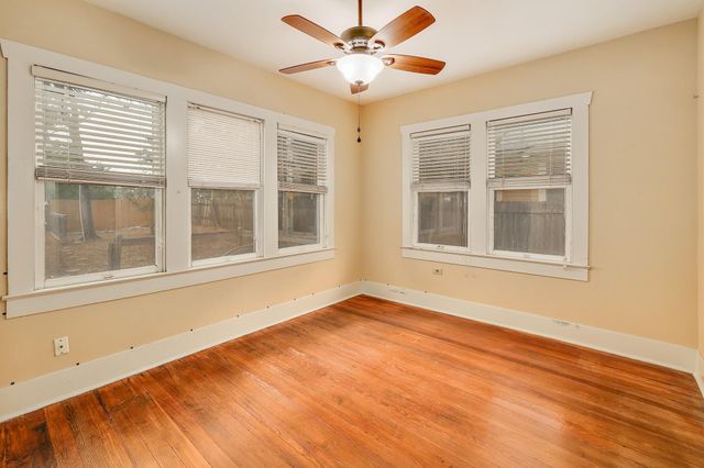 708 W 35th ST, Austin, TX 78705