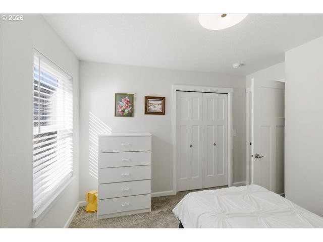 2046 Se ACADEMY St, Dallas, OR 97338