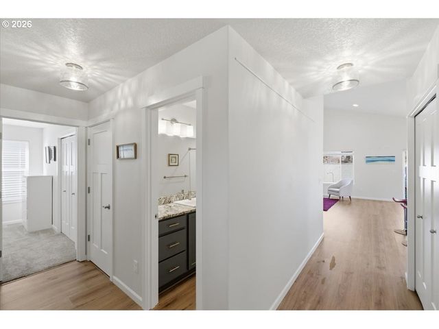 2046 Se ACADEMY St, Dallas, OR 97338