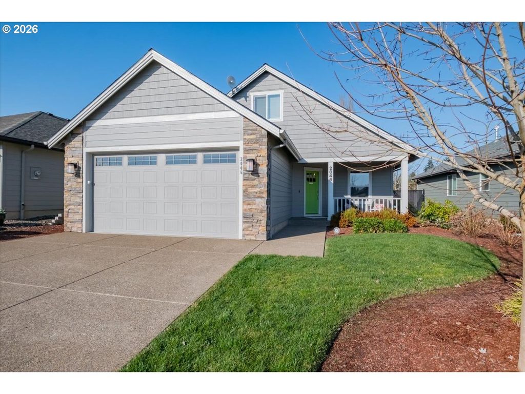 2046 Se ACADEMY St, Dallas, OR 97338