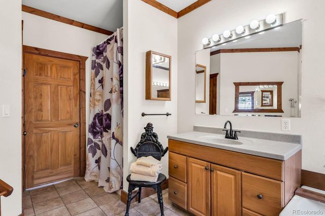 220 Rhonda Road, Westcliffe, CO 81252
