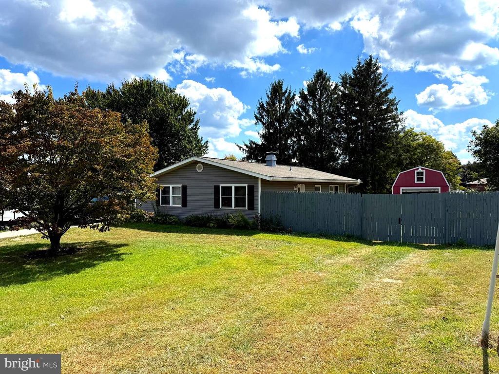 105 HAHN RD, Westminster, MD 21157