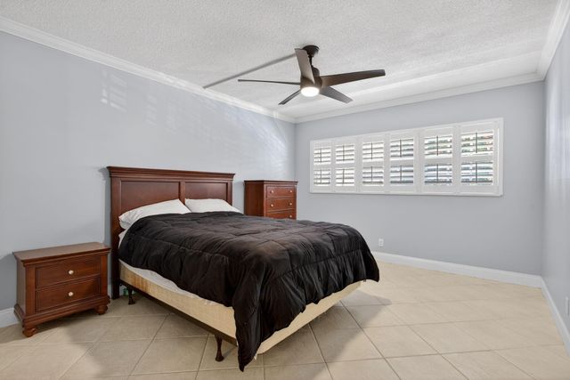 2801 N Palm Aire Drive 203, Pompano Beach, FL 33069