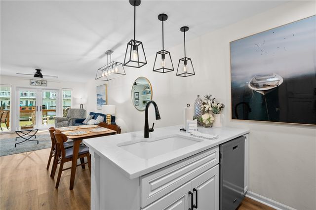 905 Sandollar St 905, Rockport, TX 78382