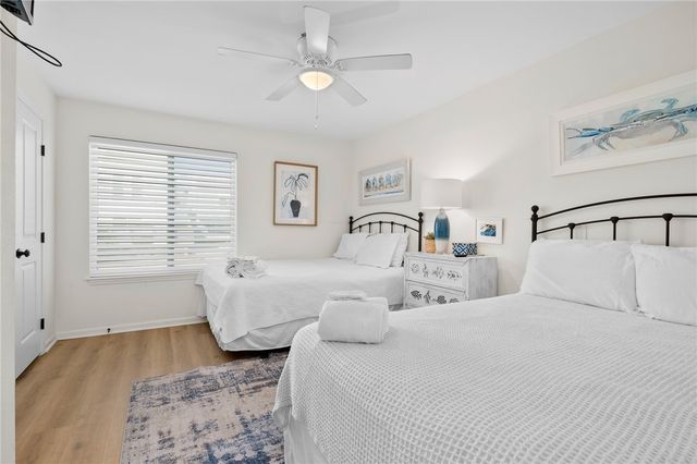 905 Sandollar St 905, Rockport, TX 78382