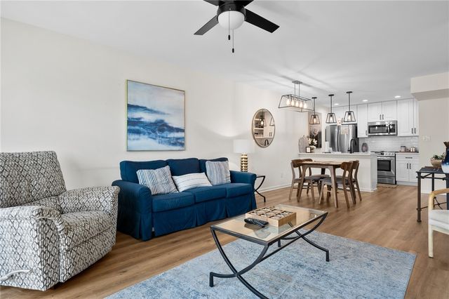 905 Sandollar St 905, Rockport, TX 78382