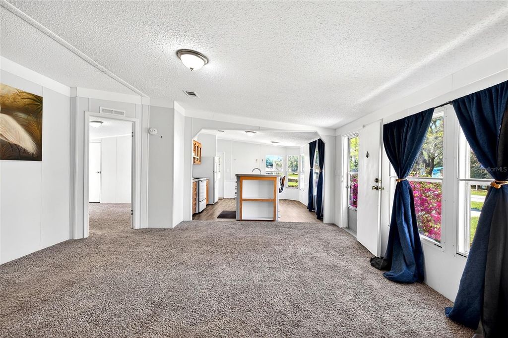 Image 8 of property listing at 6740 SW 84TH STREET, Ocala, FL 34476