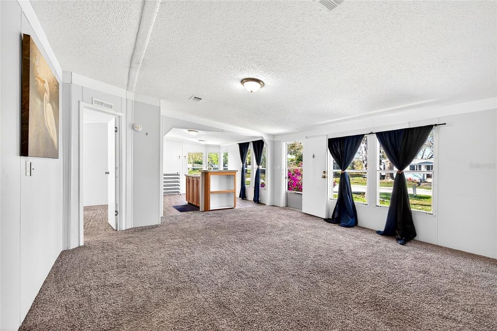 Image 9 of property listing at 6740 SW 84TH STREET, Ocala, FL 34476