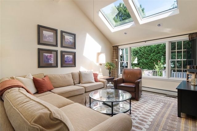 419 Nayatt Road, Barrington, RI 02806