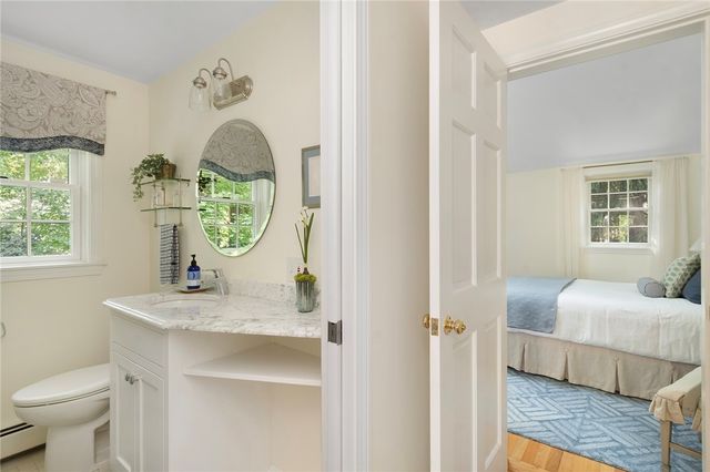 419 Nayatt Road, Barrington, RI 02806