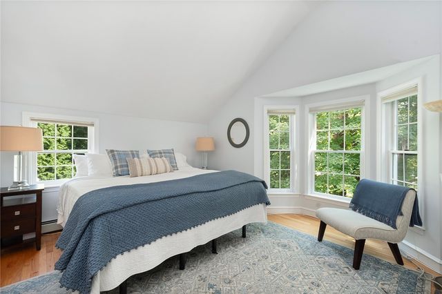419 Nayatt Road, Barrington, RI 02806
