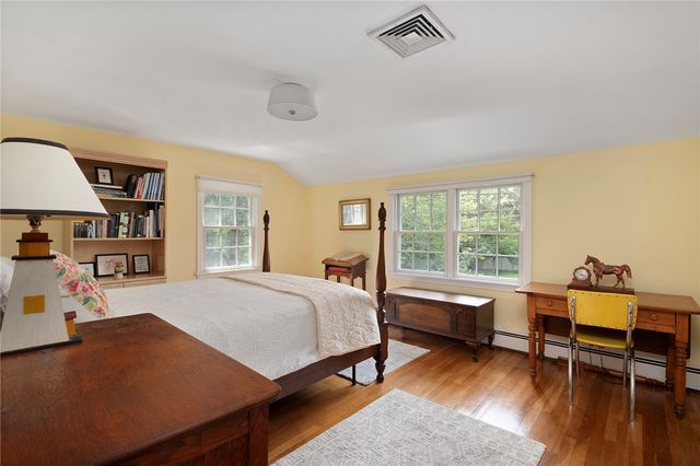 419 Nayatt Road, Barrington, RI 02806