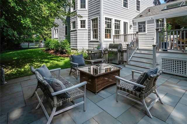 419 Nayatt Road, Barrington, RI 02806
