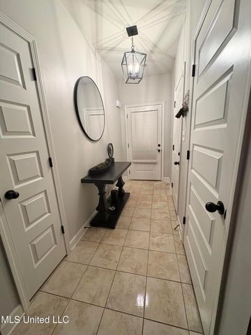 8048 Fitler Cove, Southaven, MS 38671