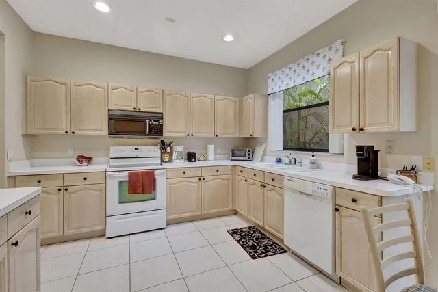 4528 Barclay Fair Way, Lake Worth, FL 33449