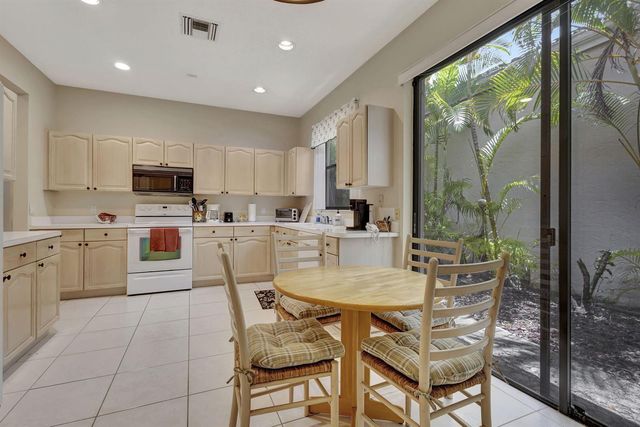 4528 Barclay Fair Way, Lake Worth, FL 33449