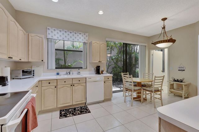 4528 Barclay Fair Way, Lake Worth, FL 33449