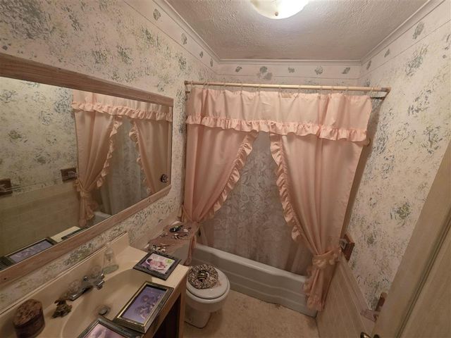 202 Seaman Street, Lake Charles, LA 70611