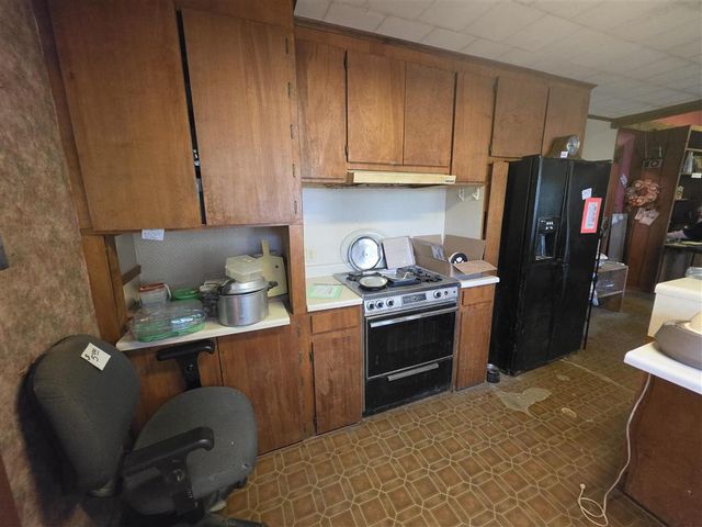 202 Seaman Street, Lake Charles, LA 70611