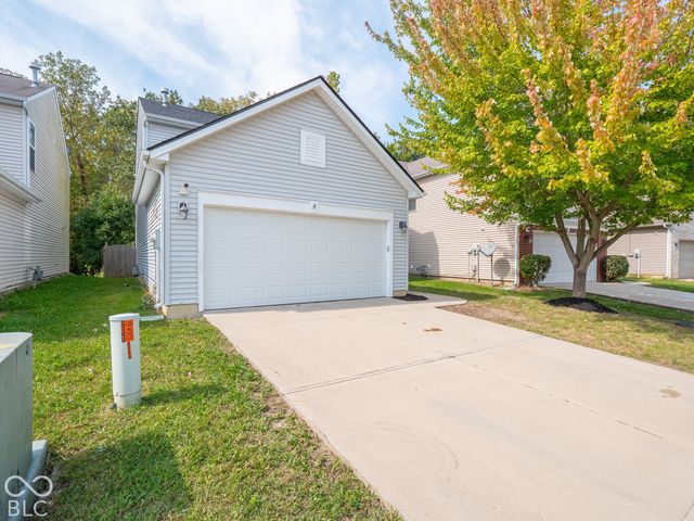 8066 Loveridge Drive, Indianapolis, IN 46268