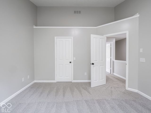 8066 Loveridge Drive, Indianapolis, IN 46268