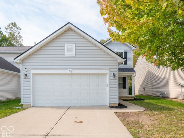 8066 Loveridge Drive, Indianapolis, IN 46268