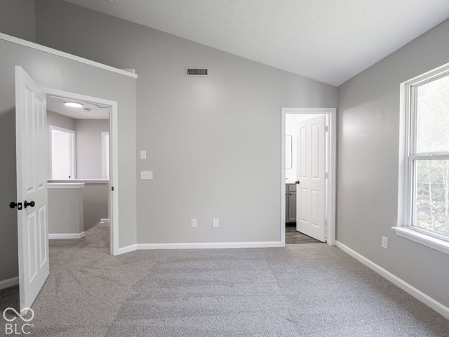 8066 Loveridge Drive, Indianapolis, IN 46268