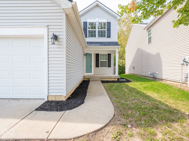 8066 Loveridge Drive, Indianapolis, IN 46268