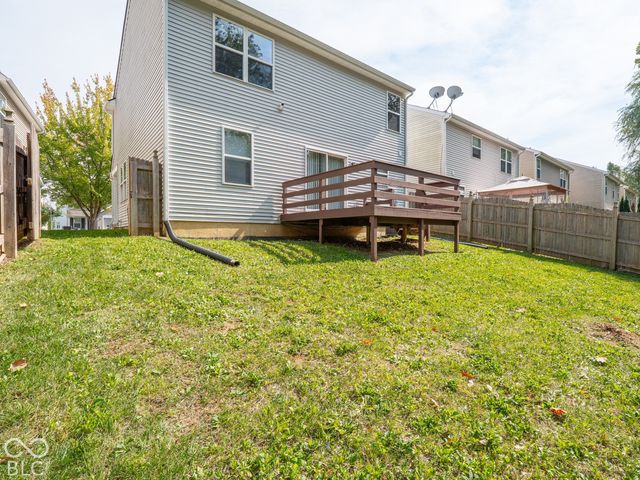 8066 Loveridge Drive, Indianapolis, IN 46268