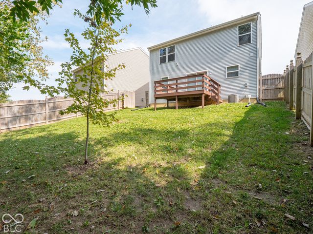 8066 Loveridge Drive, Indianapolis, IN 46268