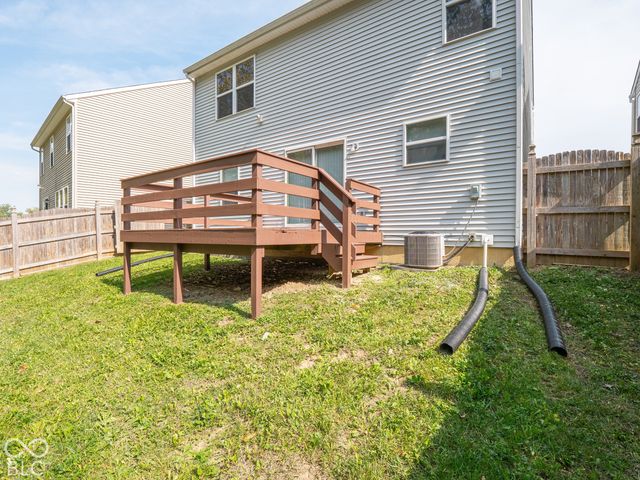 8066 Loveridge Drive, Indianapolis, IN 46268