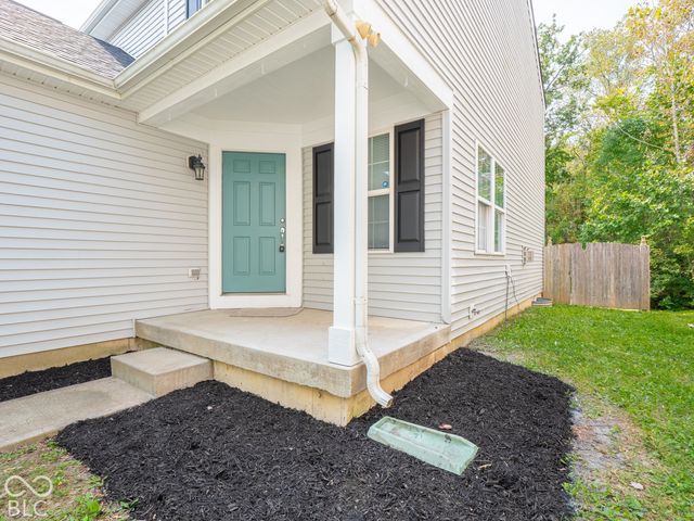8066 Loveridge Drive, Indianapolis, IN 46268