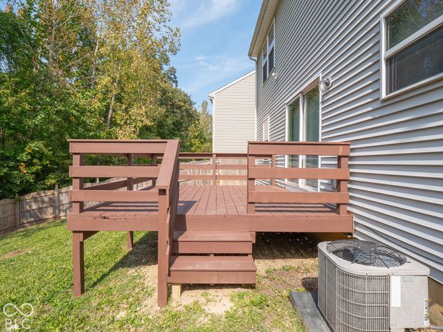 8066 Loveridge Drive, Indianapolis, IN 46268