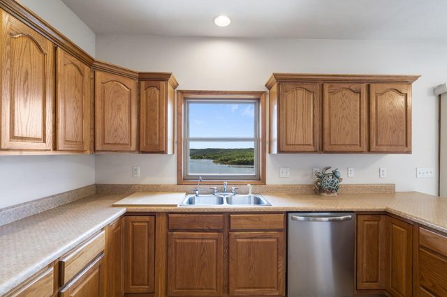 460 Jackson Hollow Road, Galena, MO 65656