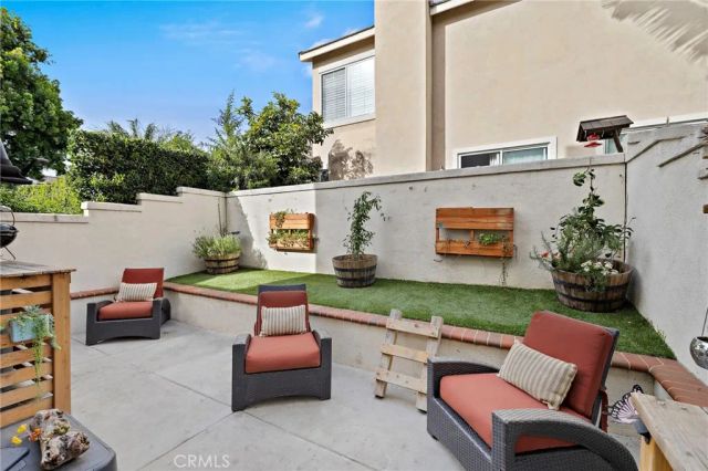 156 Seacountry Lane, Rancho Santa Margarita, CA 92688