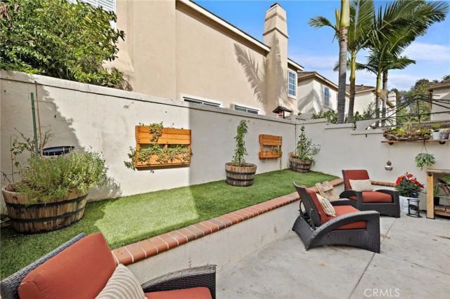 156 Seacountry Lane, Rancho Santa Margarita, CA 92688