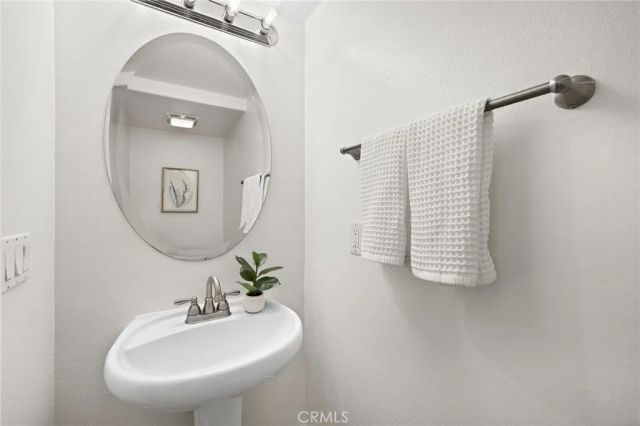 156 Seacountry Lane, Rancho Santa Margarita, CA 92688