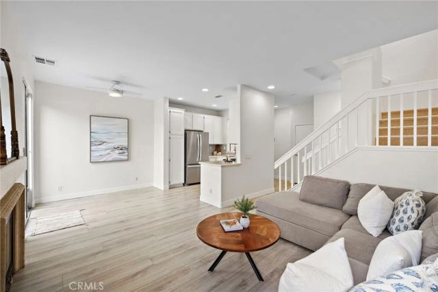 156 Seacountry Lane, Rancho Santa Margarita, CA 92688