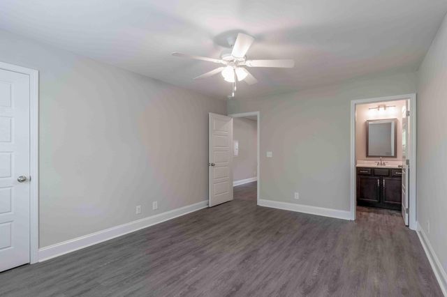 291 Smithson Ln, Clarksville, TN 37040