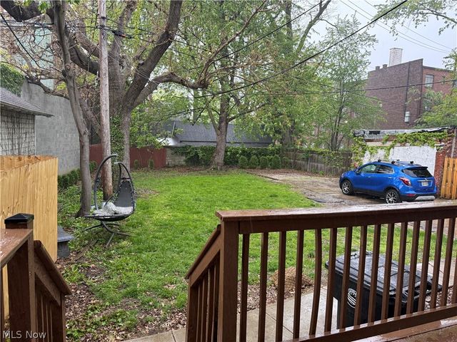 10806 Clifton Boulevard West, Cleveland, OH 44102