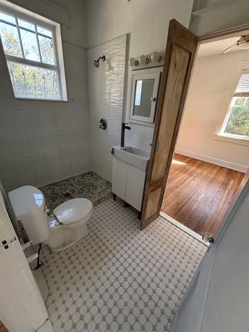 50 E San Carlos Ave, St Augustine, FL 32084