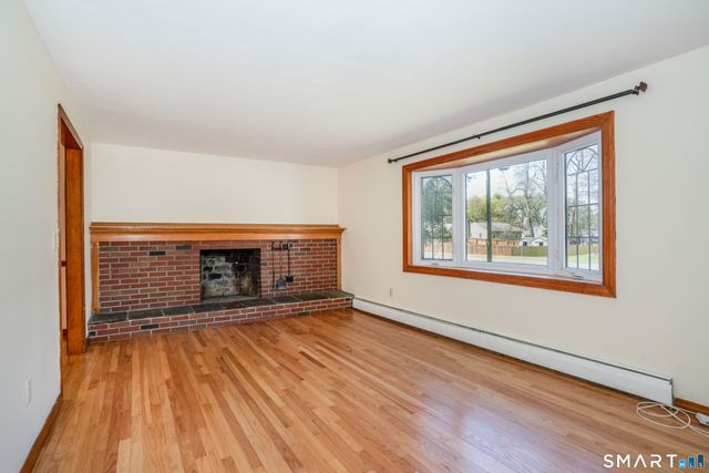 17 Schaffer Drive, East Hartford, CT 06118