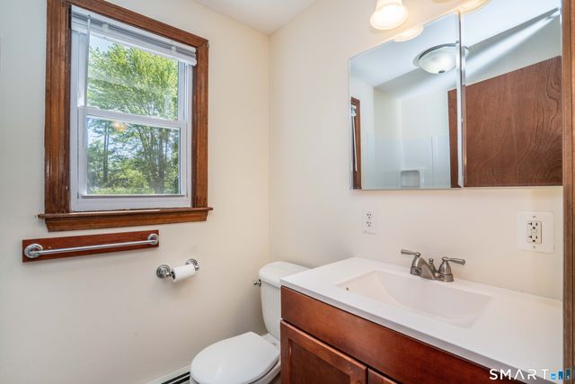 17 Schaffer Drive, East Hartford, CT 06118