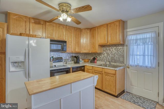 512 11TH, New Castle, DE 19720