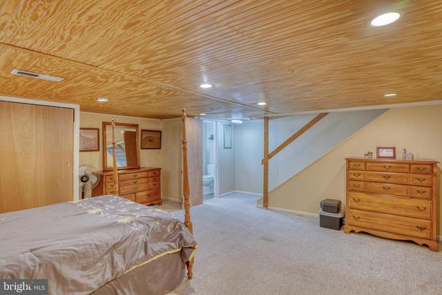 512 11TH, New Castle, DE 19720