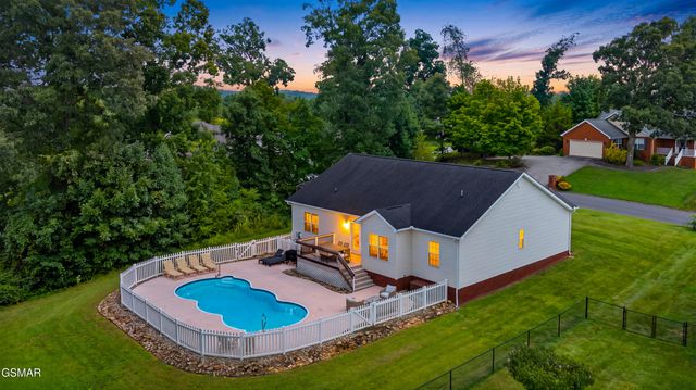 1426 Benjamin Boulevard, Sevierville, TN 37876