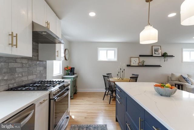 31 W END DR, Lansdale, PA 19446