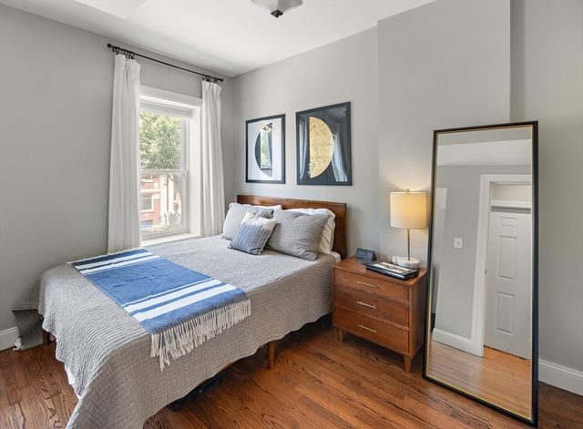 127 Cottage St 2, Boston, MA 02128