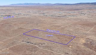 Cor 95 Stw # D8, Lancaster, CA 93536