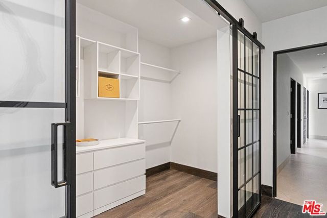 2301 Donella Circle, Los Angeles, CA 90077